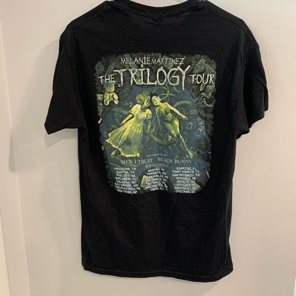 Melanie Martinez Concert 2024  Black and Green Short Sleeve Tee - Picture 5 of 9